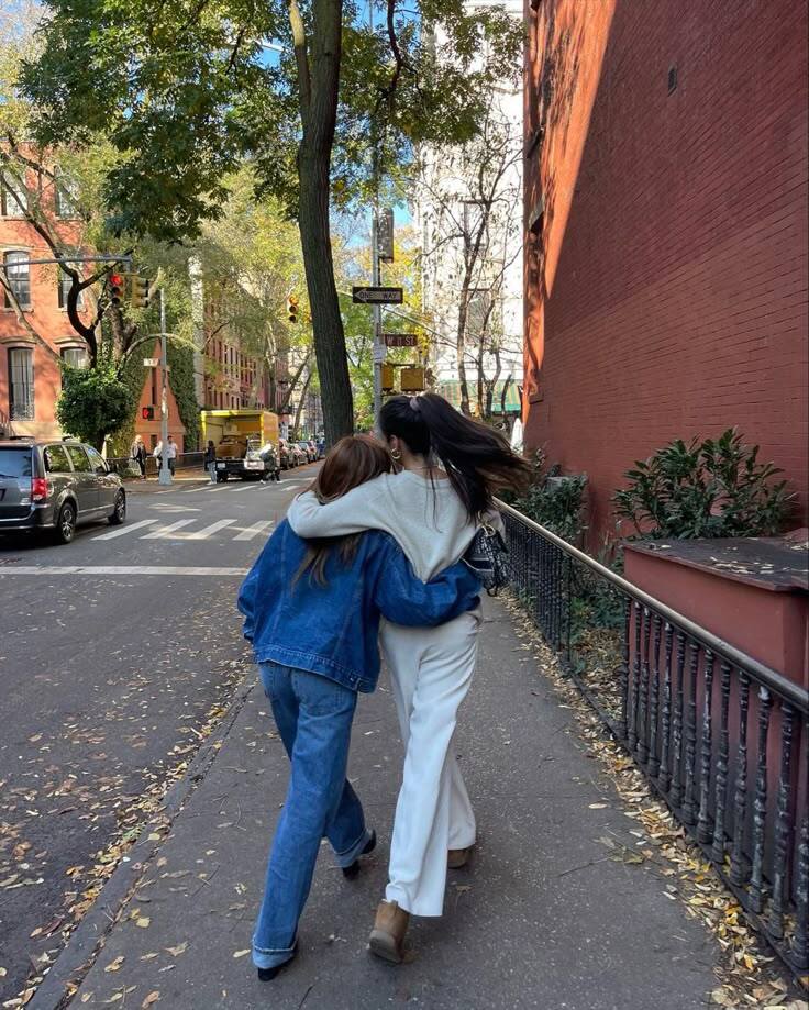The Fluent guide to fall socialization (goodbye, summer).